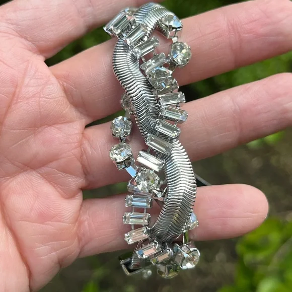 International Concepts Crystal & Snake Chain Twisted Flex Silver Bracelet By INC - Picture 1 of 8